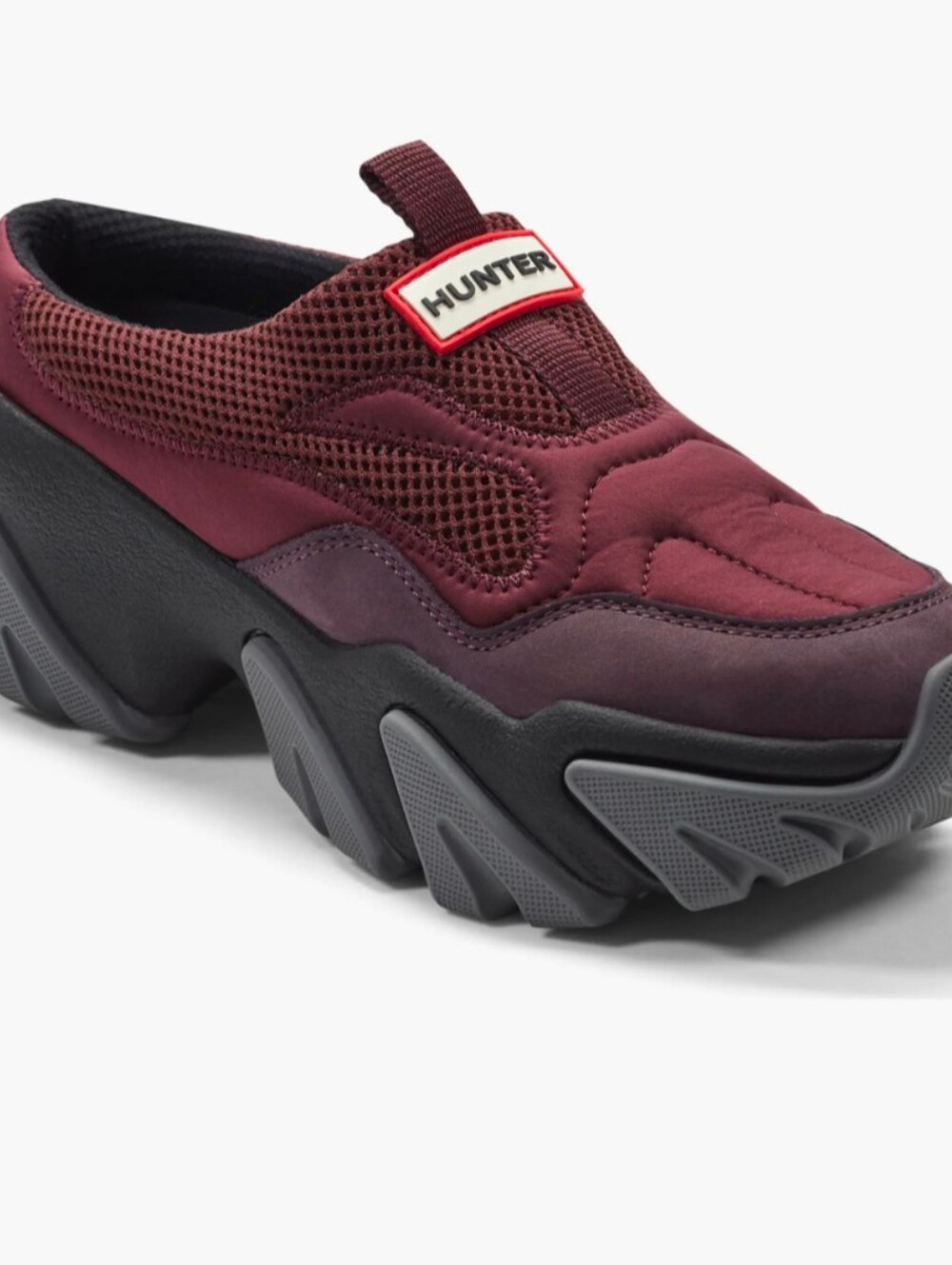 Hunter Women's Darisa Water Repellent Slip-On Burgundy Chunky Sneaker Size 7